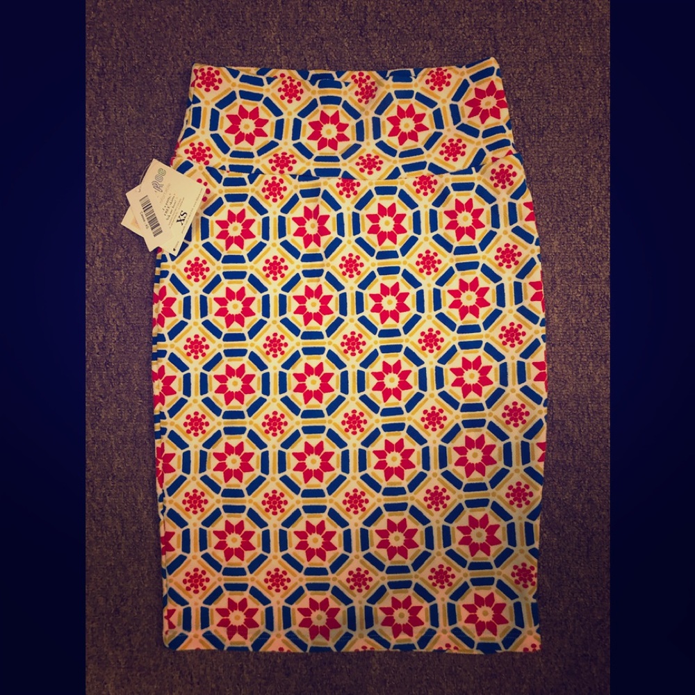 Lularoe Cassie skirt